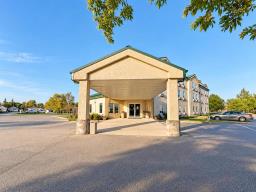 400 Main Street S, Morris, MB R0G1K0 Photo 9