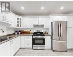 18 Dentonia Park Avenue S, Toronto, ON M4C1W7 Photo 12
