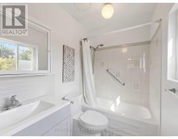 18 Dentonia Park Avenue S, Toronto, ON M4C1W7 Photo 36