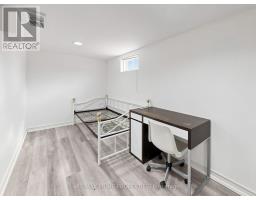 18 Dentonia Park Avenue S, Toronto, ON M4C1W7 Photo 44