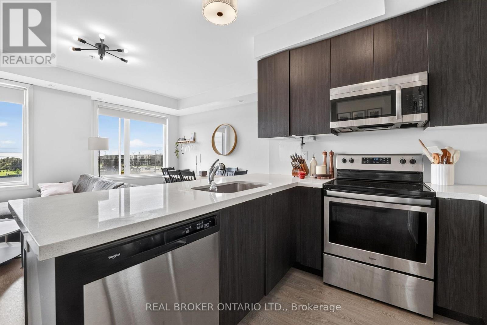 #521 1711 PURE SPRINGS BOULEVARD - 10