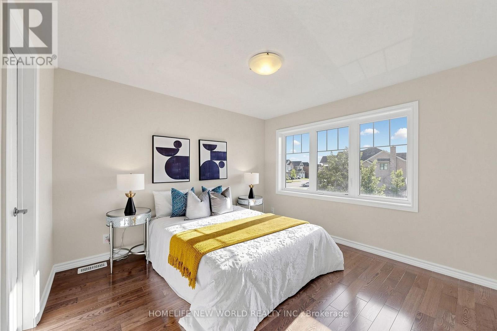 2458 BRIDLE ROAD - 33