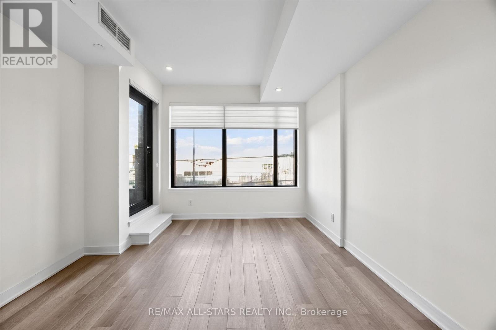 207 - 2799 KINGSTON ROAD, Toronto (Cliffcrest) — photo 8