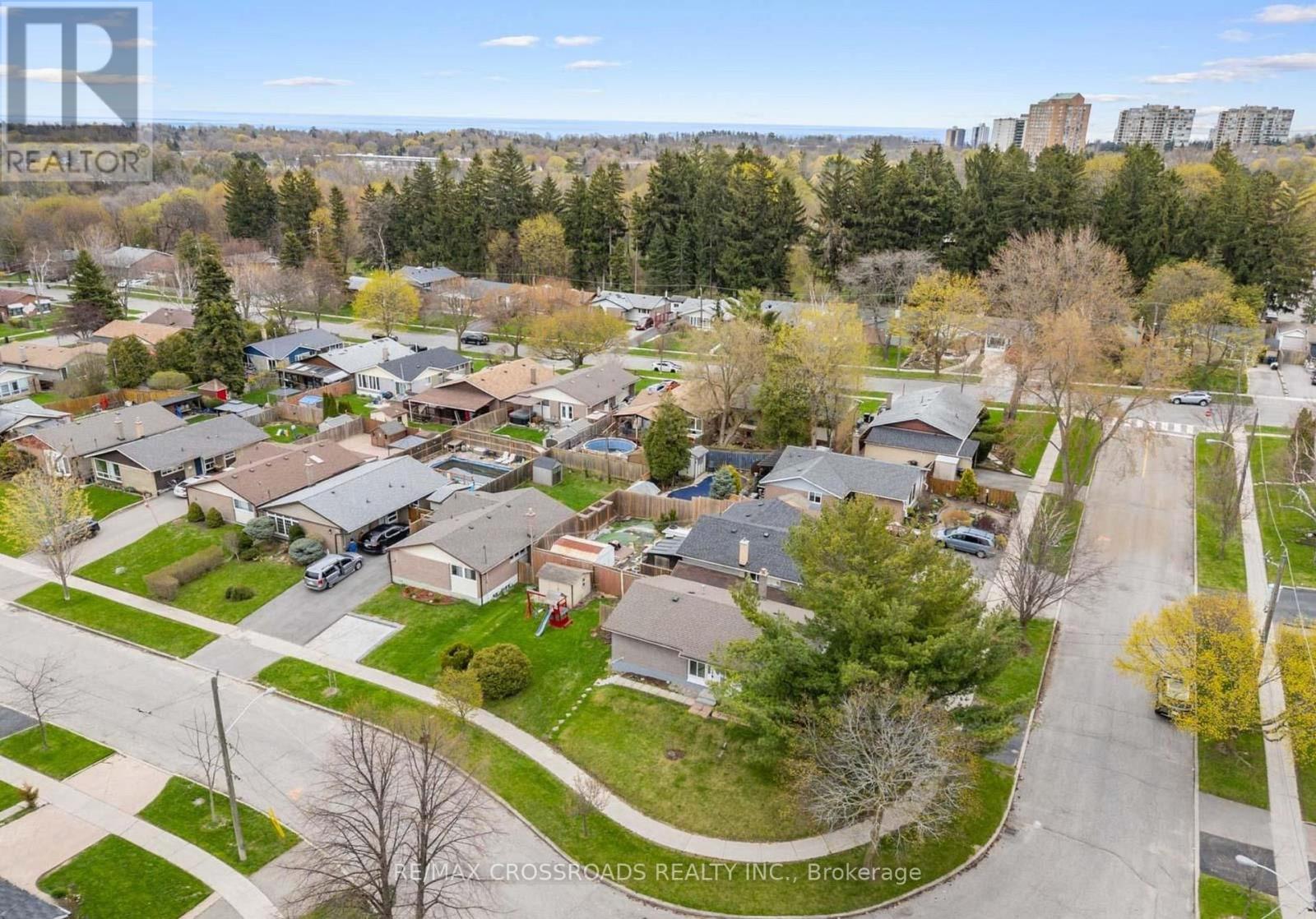 BSMT - 19 SHORELAND CRESCENT, Toronto (Woburn) — photo 3