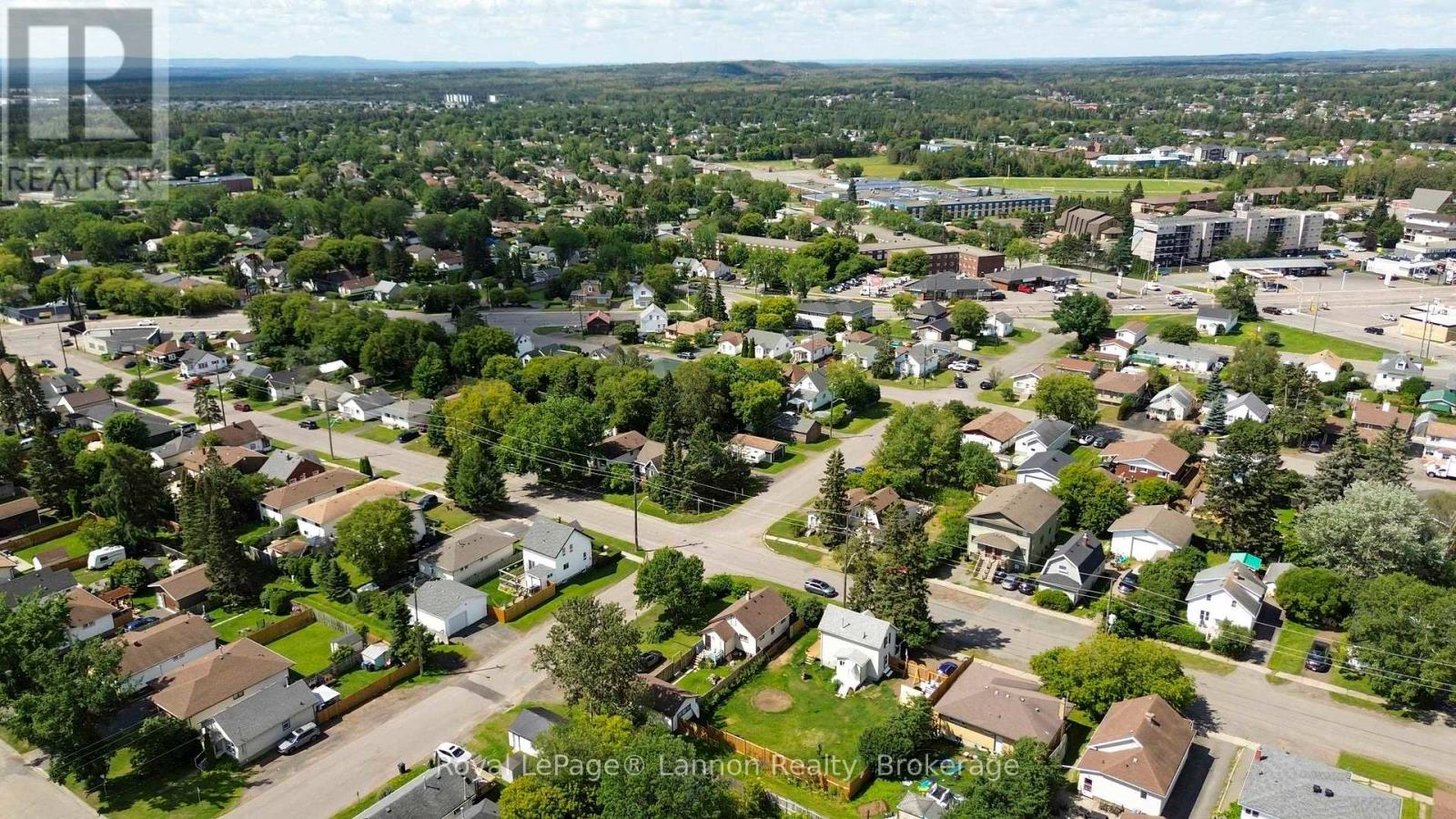 73 EMPRESS AVE N - 39