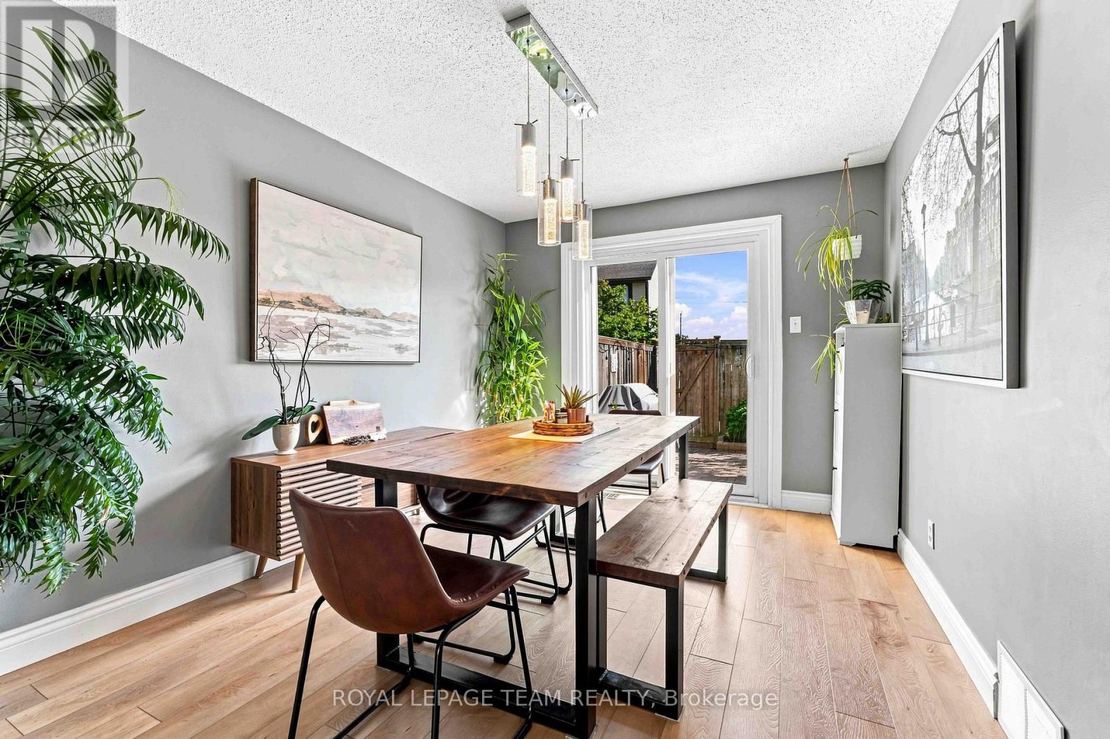 16 – 50E MEDHURST DRIVE, Ottawa. Luxury613. By Peter Sagos - Image 10