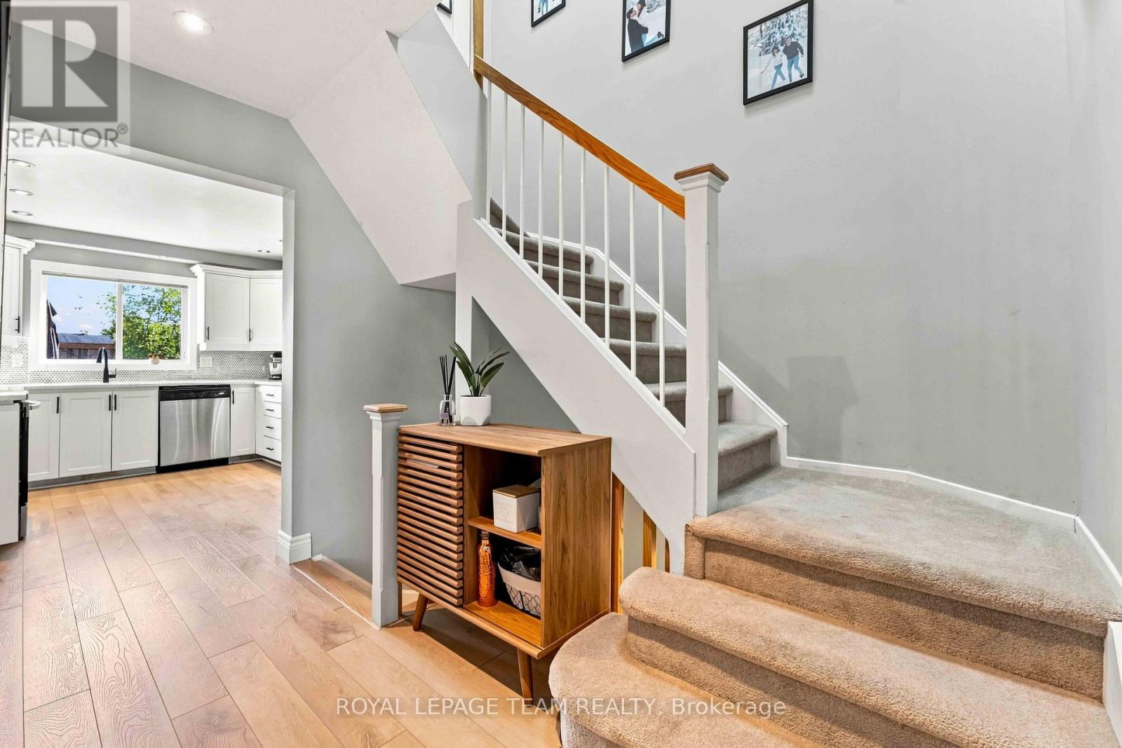 16 – 50E MEDHURST DRIVE, Ottawa. Luxury613. By Peter Sagos - Image 19