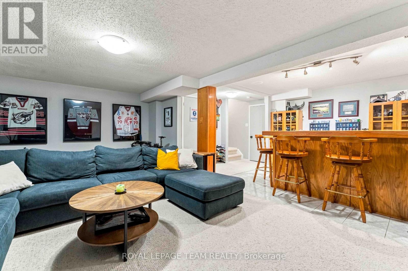 16 – 50E MEDHURST DRIVE, Ottawa. Luxury613. By Peter Sagos - Image 31