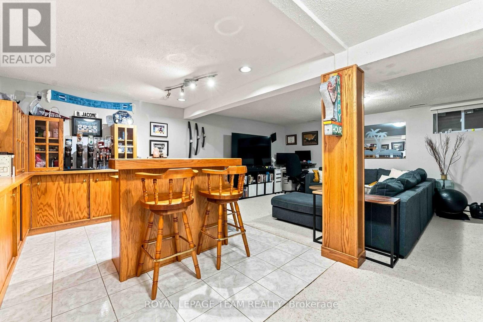 16 – 50E MEDHURST DRIVE, Ottawa. Luxury613. By Peter Sagos - Image 35