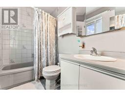 50e Medhurst Drive, Ottawa, ON K2G4V2 Photo 24