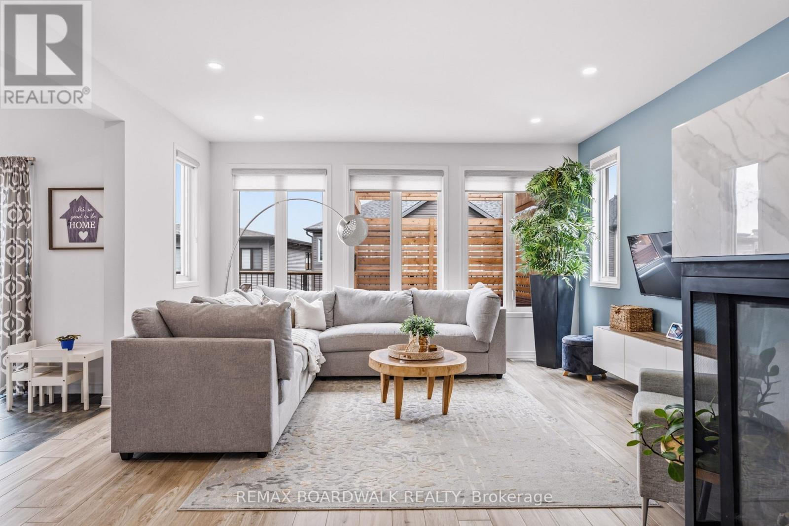 210 PINGWI PLACE, Ottawa — photo 9