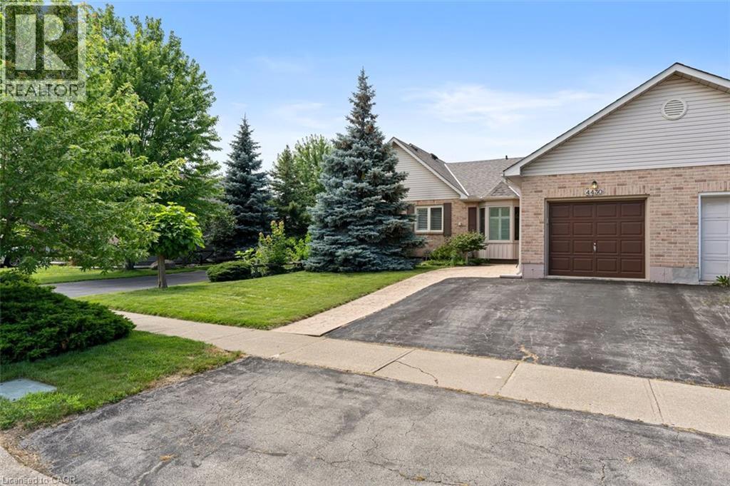4430 MICHAEL Avenue, Beamsville