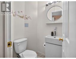 Bathroom - 14 Hill Park Lane, St  Catharines, ON L2N1C6 Photo 9