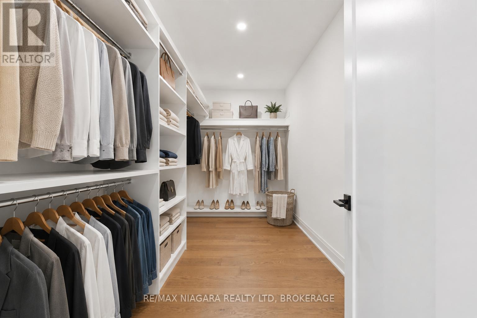 21 ACCURSI CRESCENT - Image 28