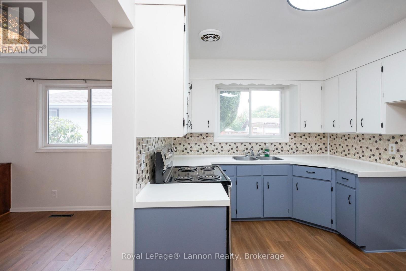 141 CHERRY LANE - Image 13