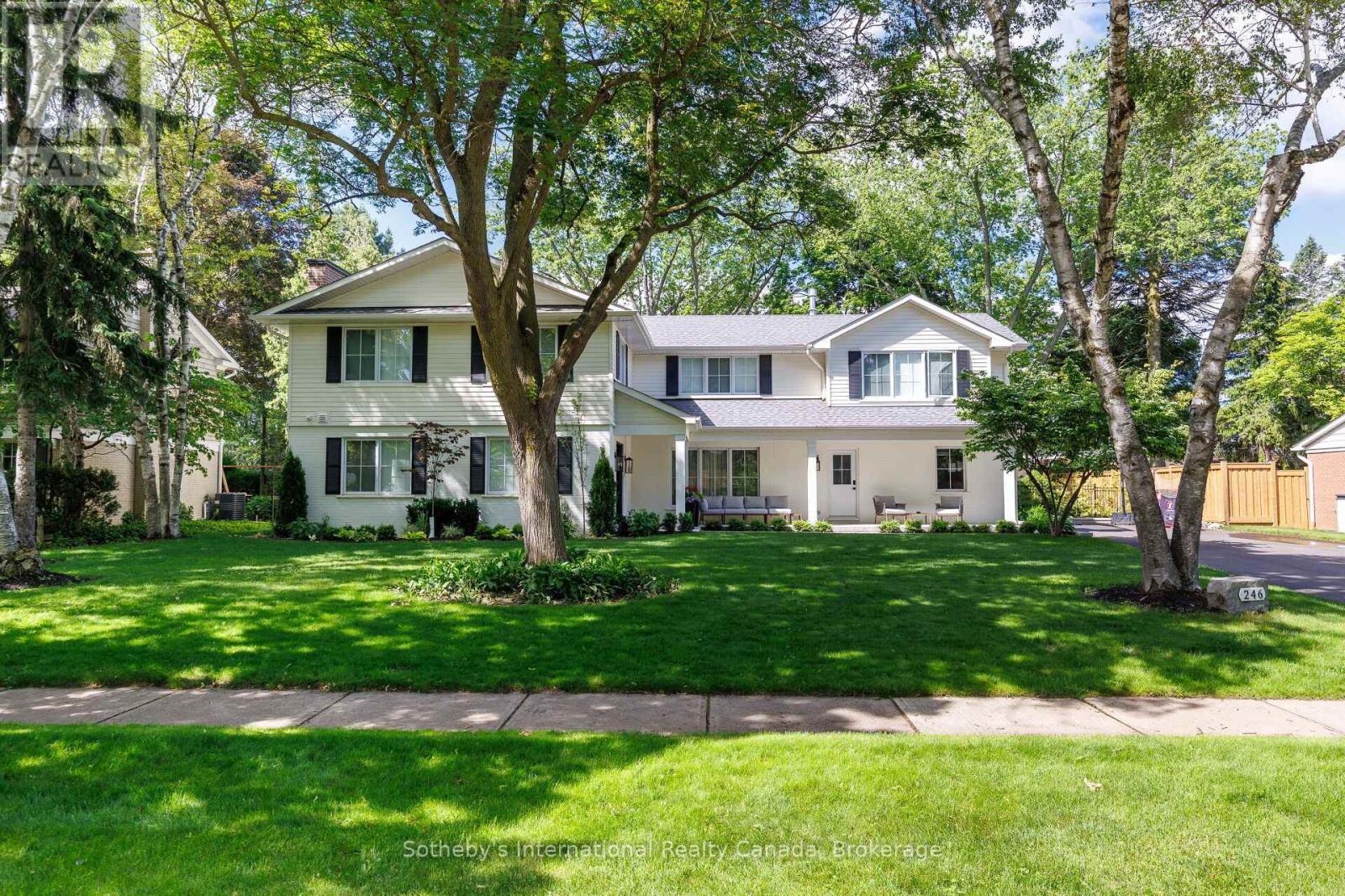 246 Cairncroft Road, Oakville — photo 1