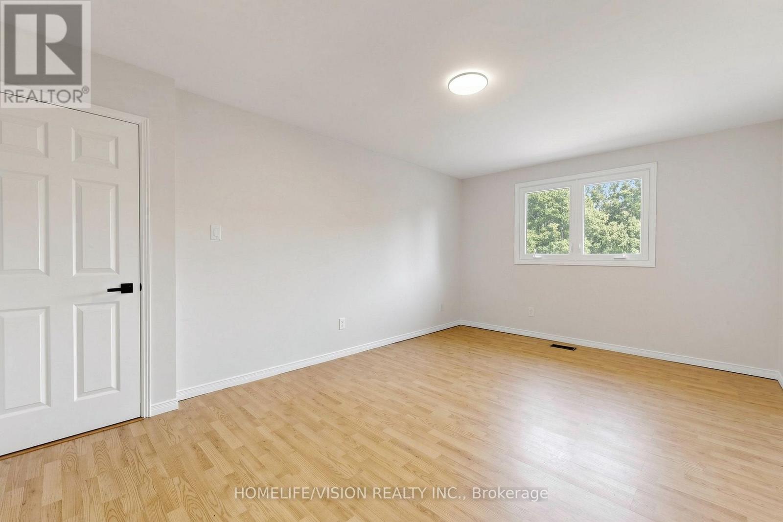 60 CARRINGTON DRIVE - Image 28