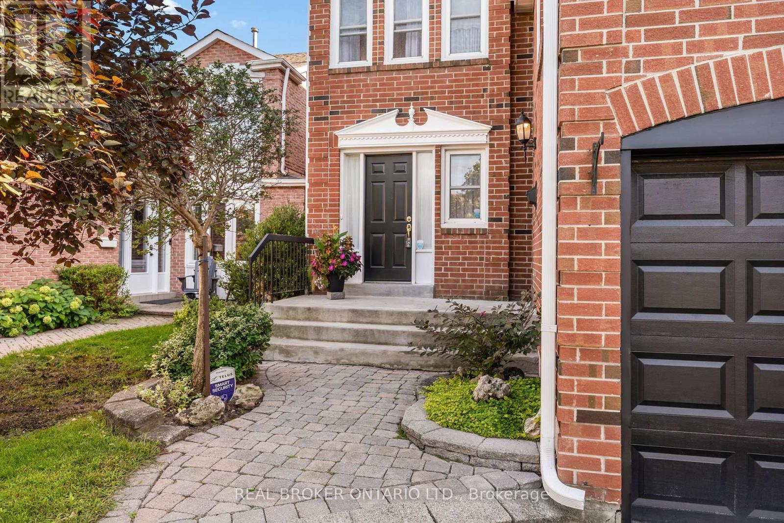 37 JESSICA GARDENS, Vaughan (Crestwood-Springfarm-Yorkhill) — photo 2