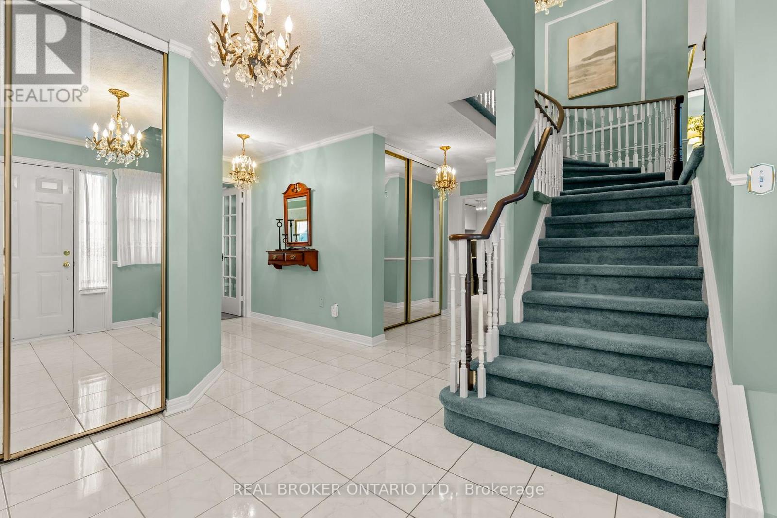 37 JESSICA GARDENS, Vaughan (Crestwood-Springfarm-Yorkhill) — photo 3
