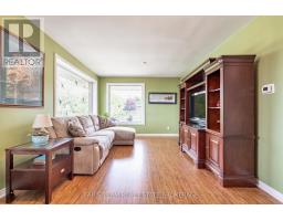 82 Bayview Drive, Barrie, ON L4N3P1 Photo 12
