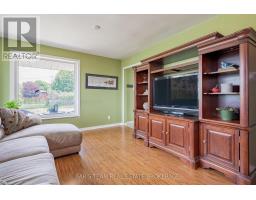 82 Bayview Drive, Barrie, ON L4N3P1 Photo 13
