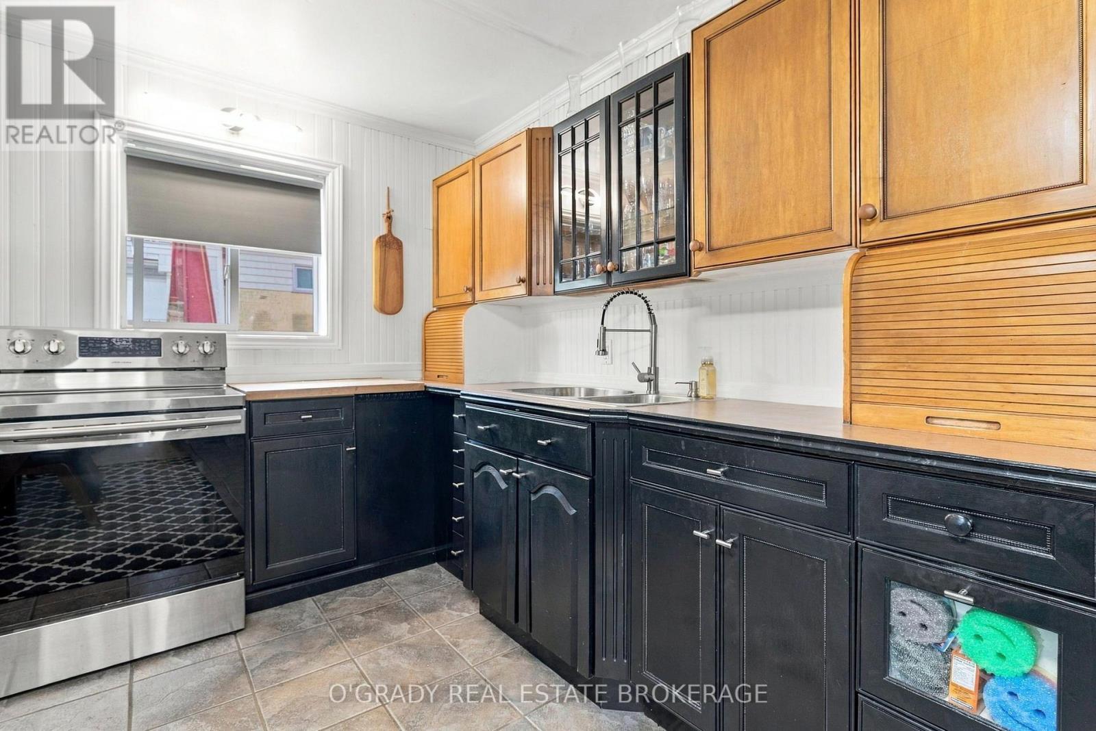 87 SCHOFIELD AVENUE - 13