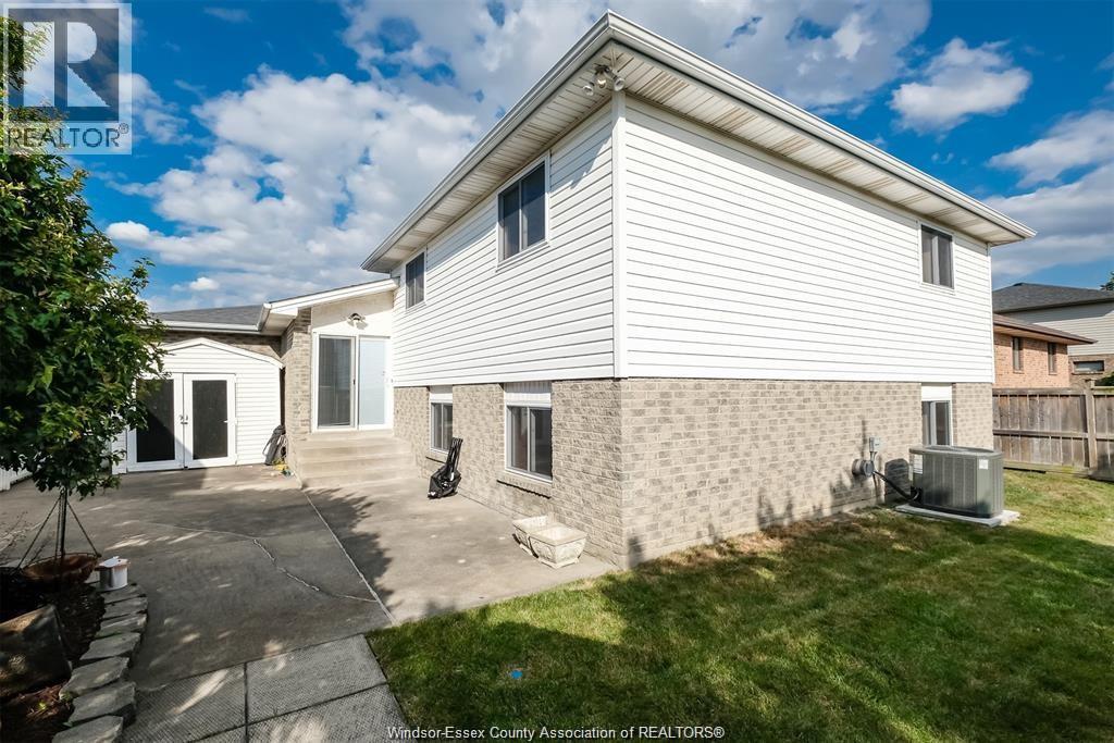 1237 KENWICK WAY - 17