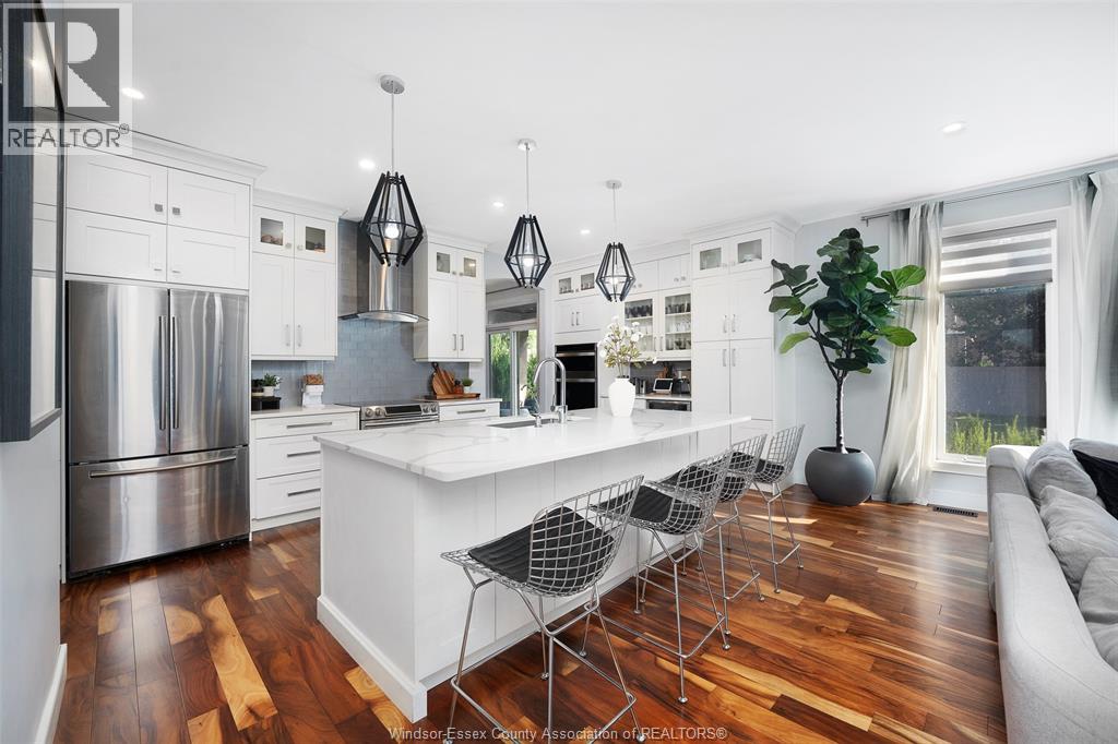 1083 REGENCY - 17