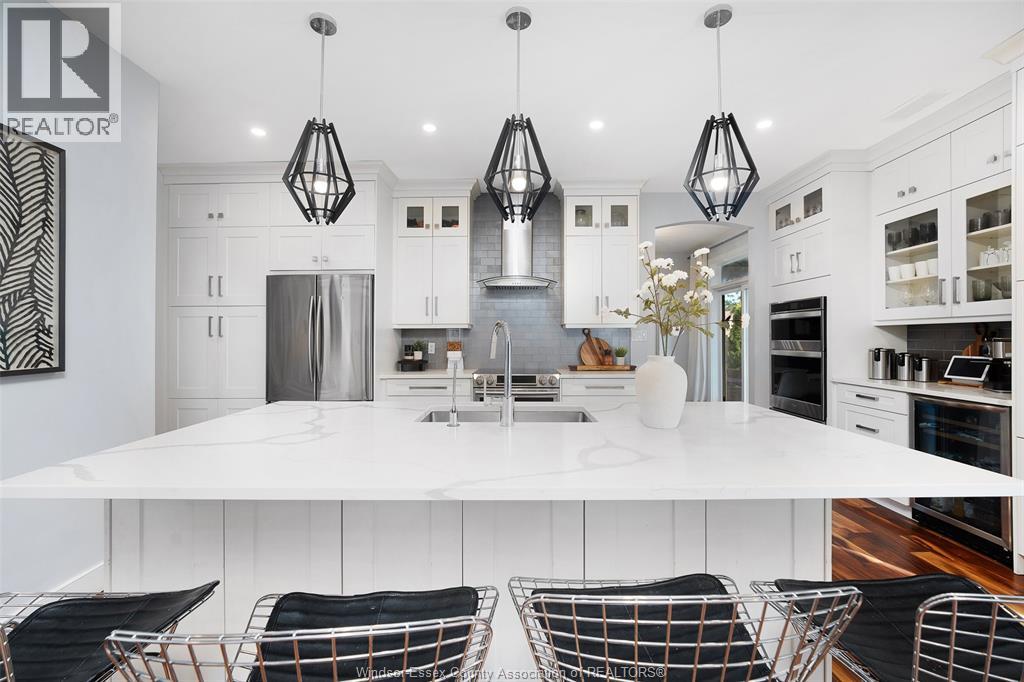 1083 REGENCY - 18