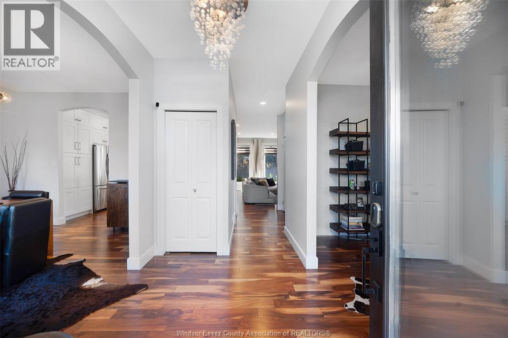 1083 REGENCY - 7