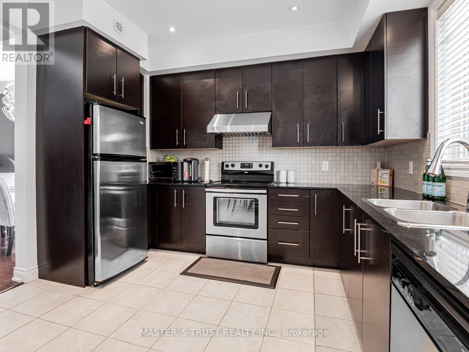 TH27 - 271 SOUTH PARK ROAD, Markham (Commerce Valley) — photo 10