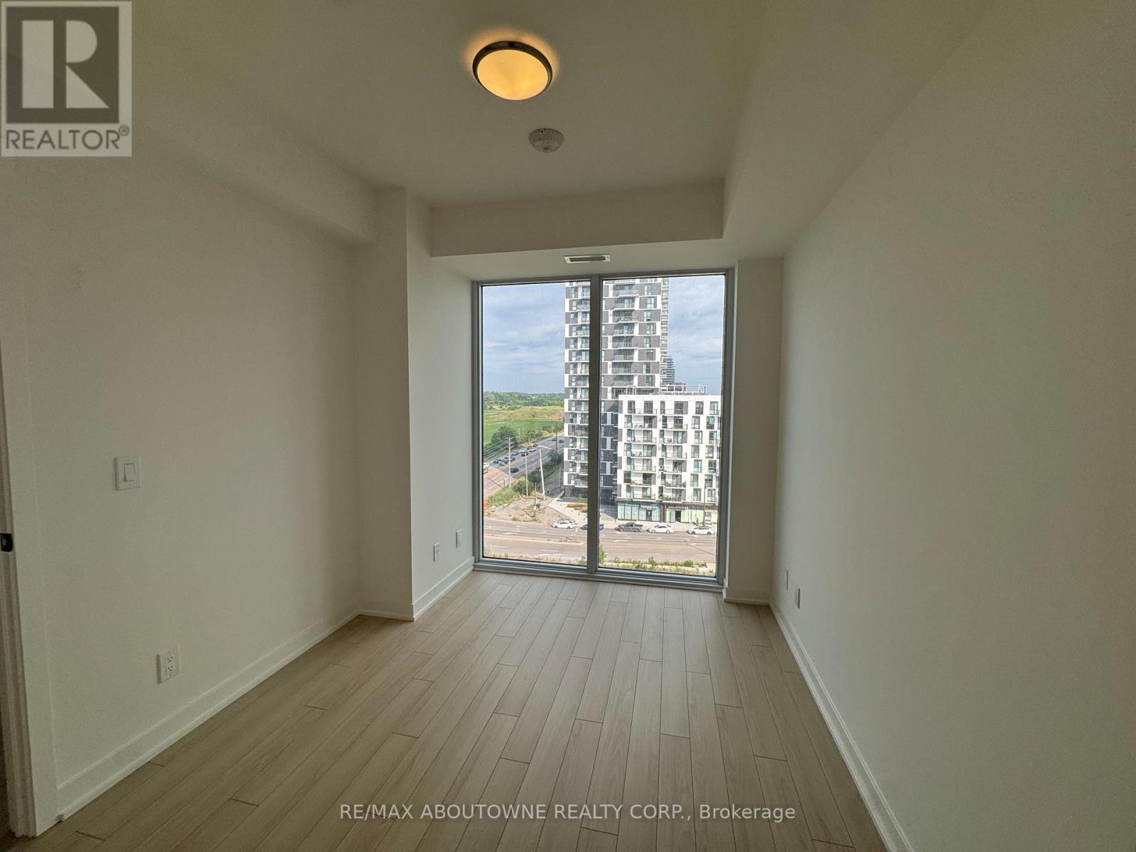 906 - 3079 TRAFALGAR ROAD, Oakville (JM Joshua Meadows) — photo 6