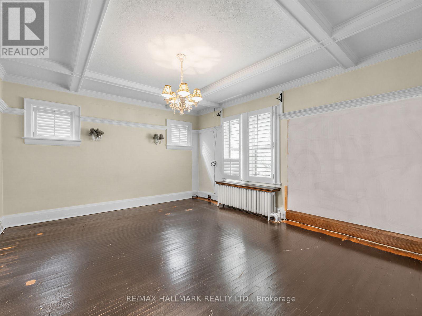 7 HUMBERVIEW CRESCENT - 11