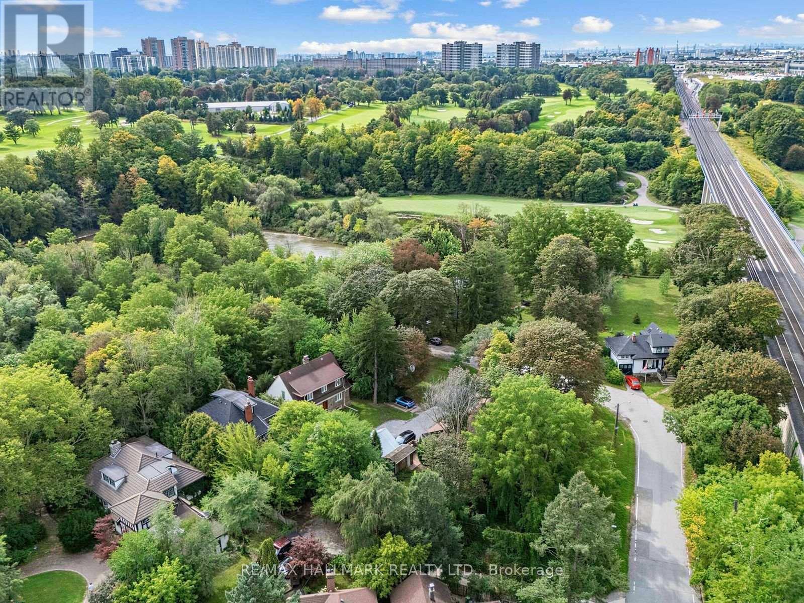 7 HUMBERVIEW CRESCENT, Toronto (Weston) — photo 3