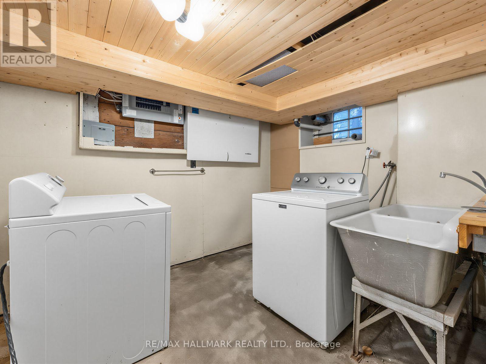 7 HUMBERVIEW CRESCENT - 31