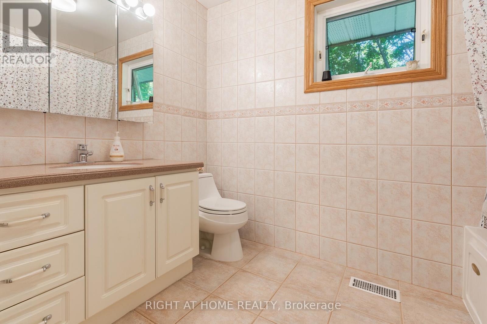 3325 ENNISKILLEN CIRCLE - 22