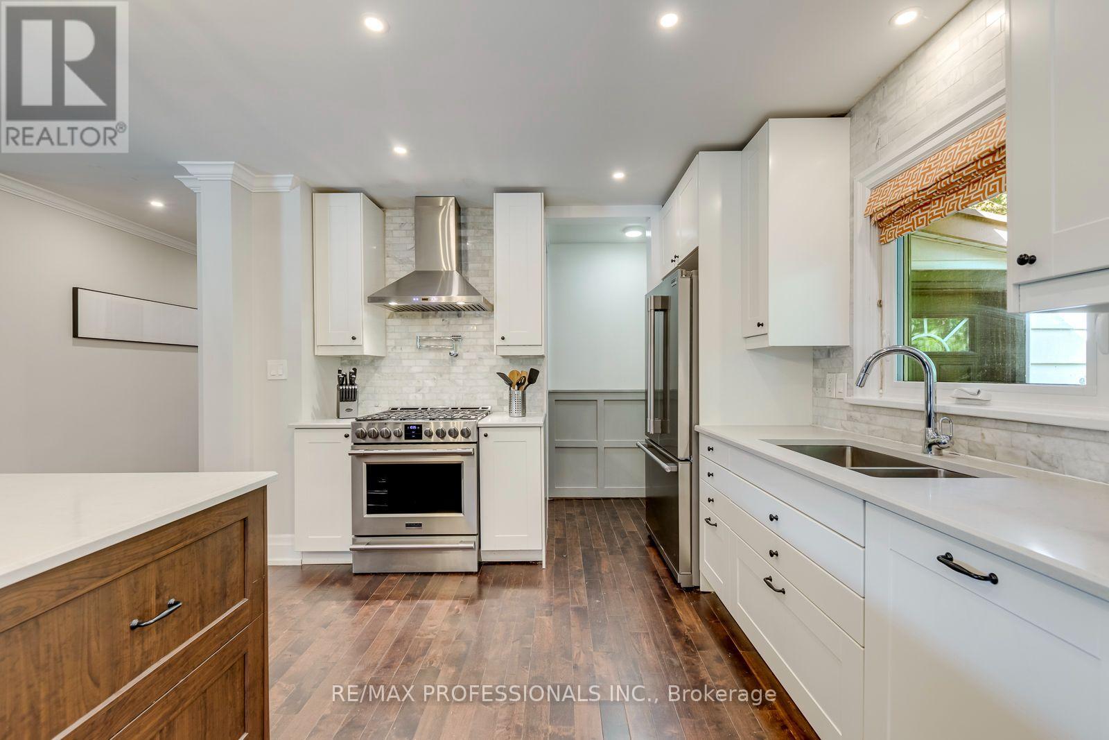 37 MCLAUGHLIN ROAD N - Image 13