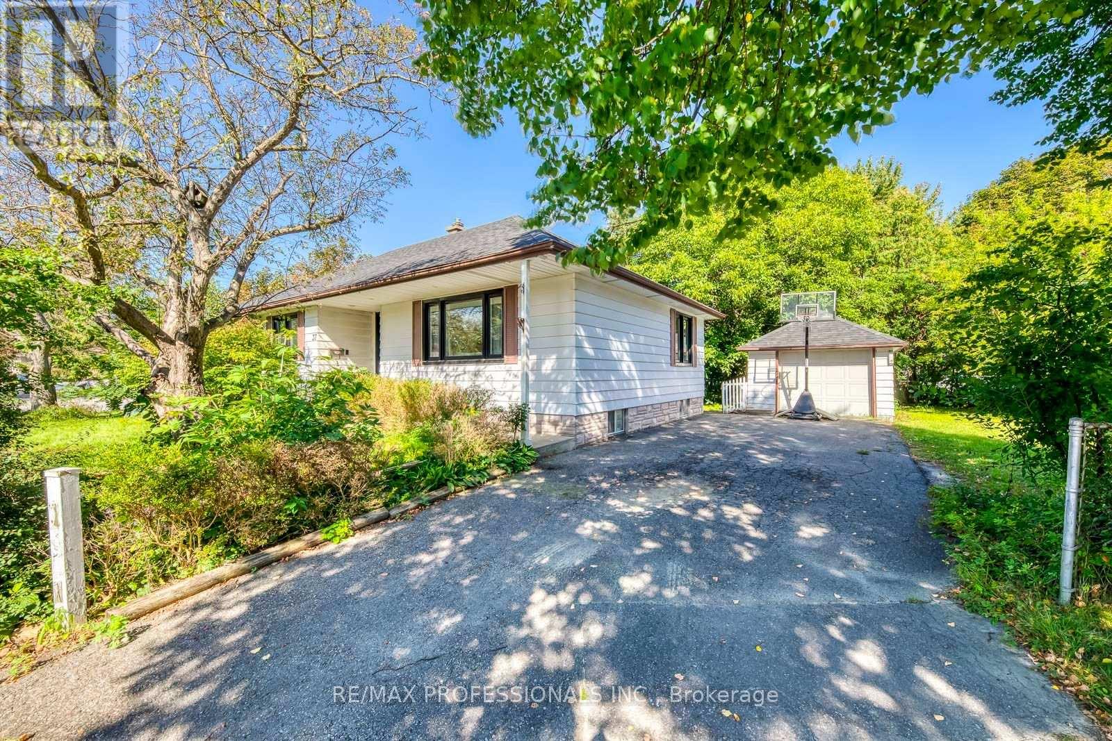 37 MCLAUGHLIN ROAD N, Brampton (Brampton West) — photo 3
