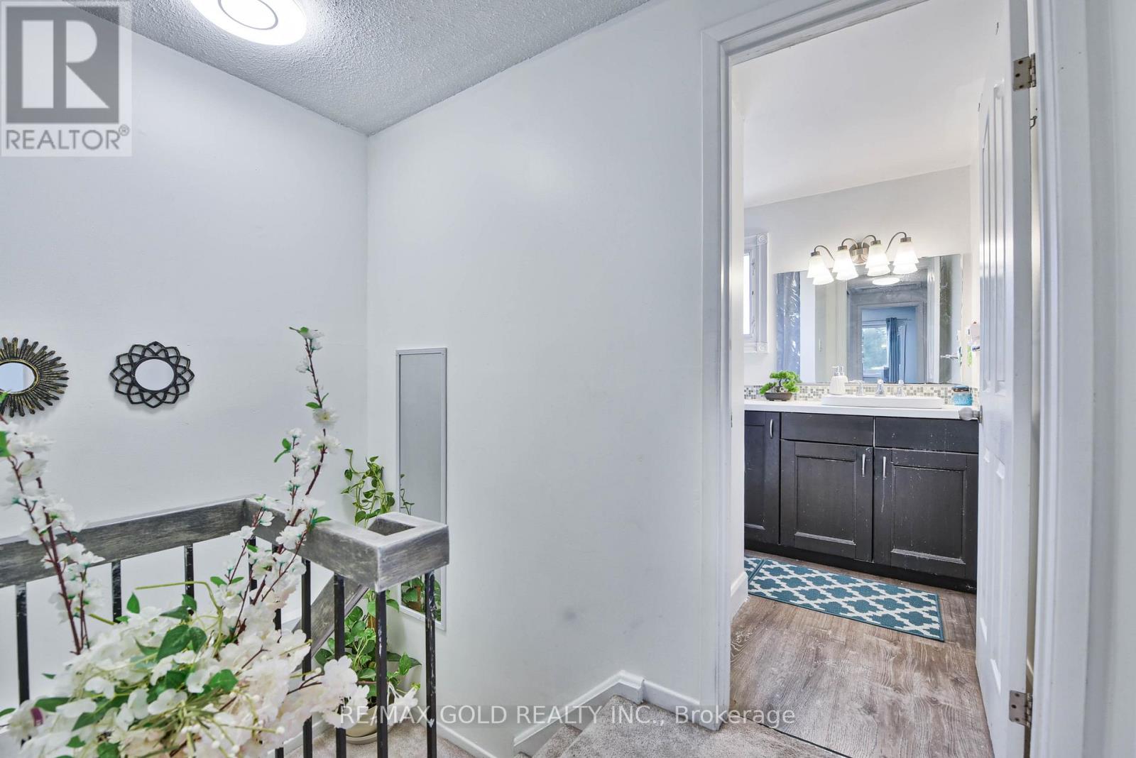 54 NOTTAWASAGA CRESCENT - Image 28