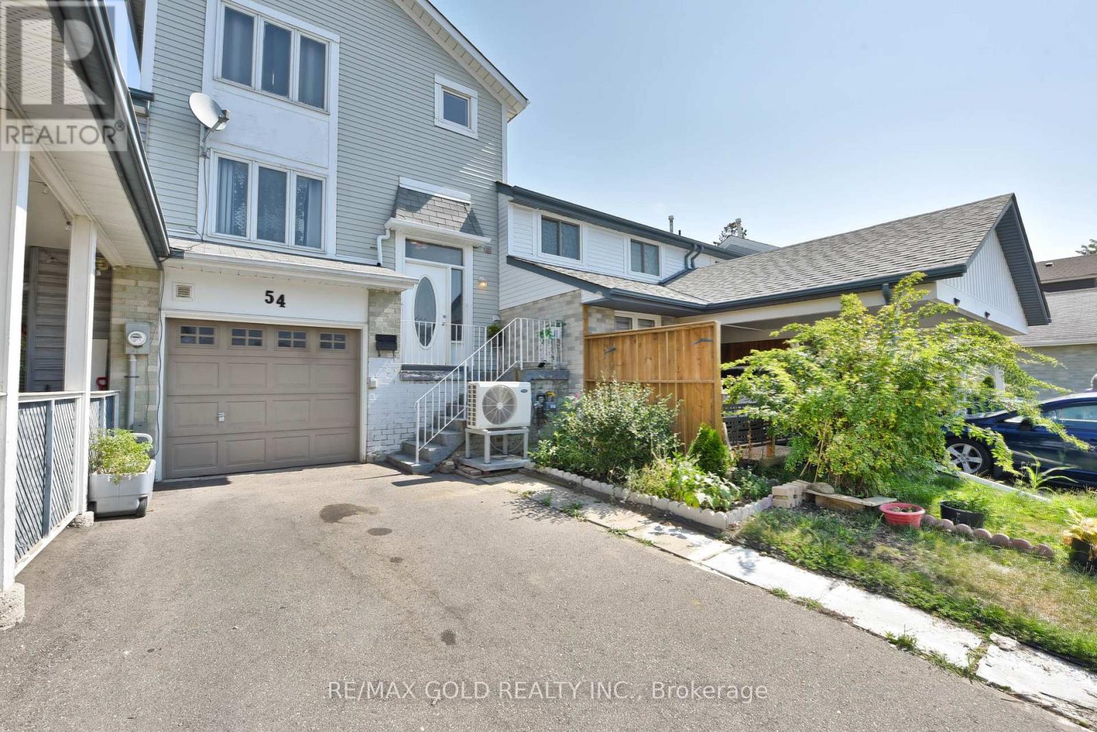 54 NOTTAWASAGA CRESCENT, Brampton (Heart Lake) — photo 3