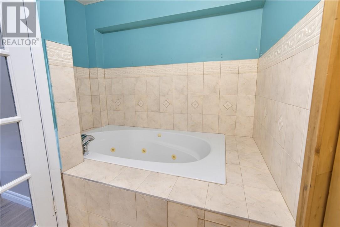 52 Catherine Drive - Image 13