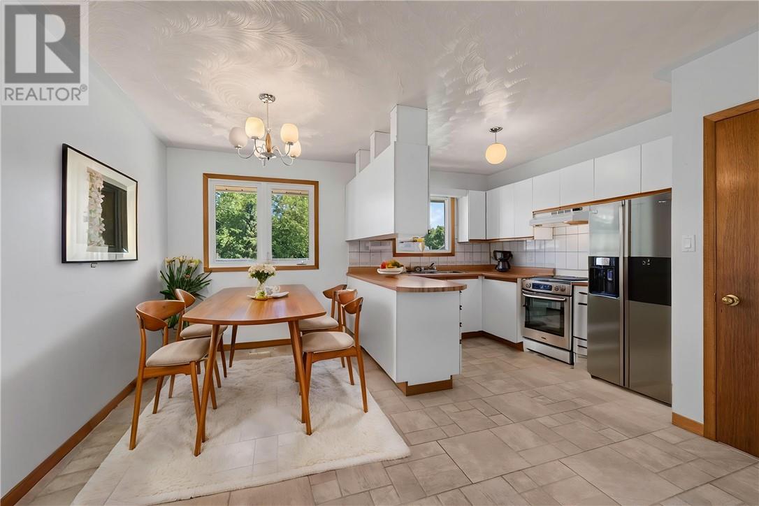 3664 Claire Street, Val Caron — photo 9