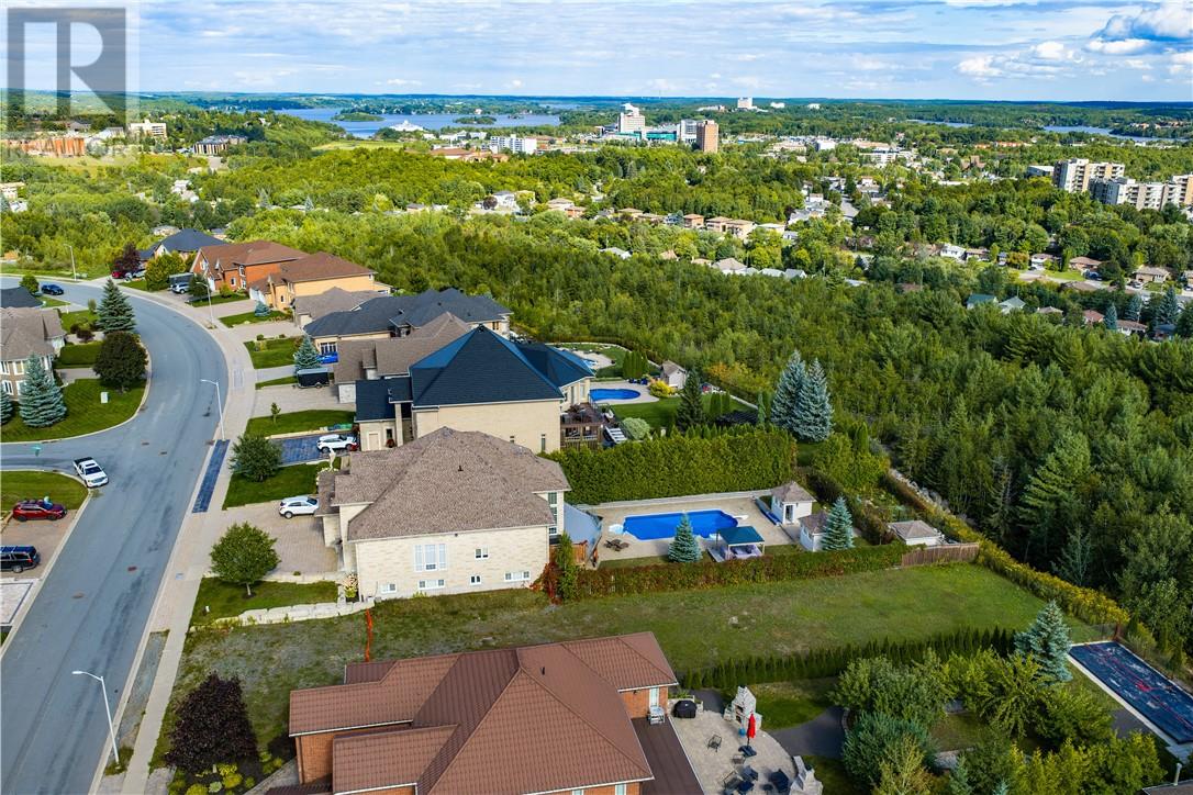 695 Corsi Hill, Sudbury — photo 9
