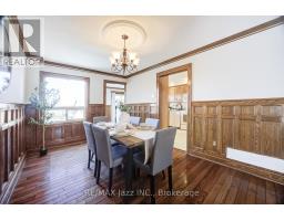 Dining room - 2 Coomer Crescent, Ajax, ON L1T3B6 Photo 9