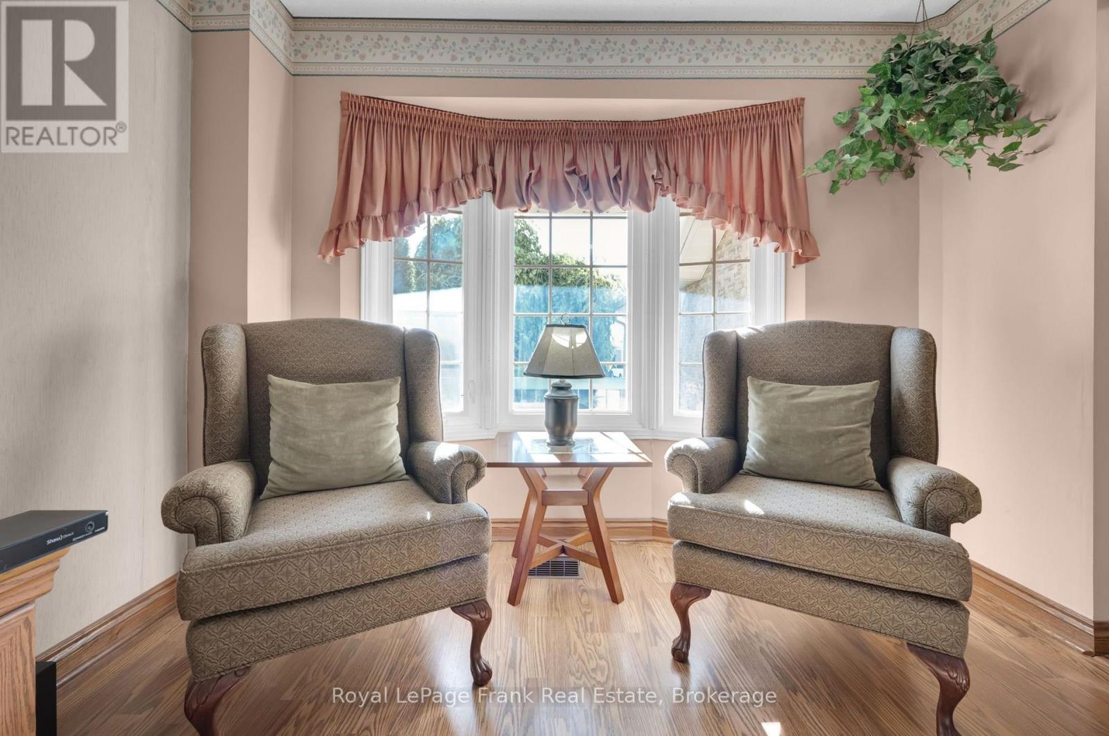 35 BURNHAM BOULEVARD - 12