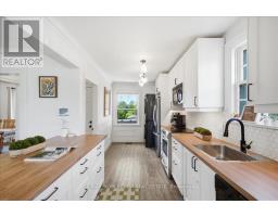 Kitchen - 1790 King Street E, Cambridge, ON N3H3R8 Photo 8
