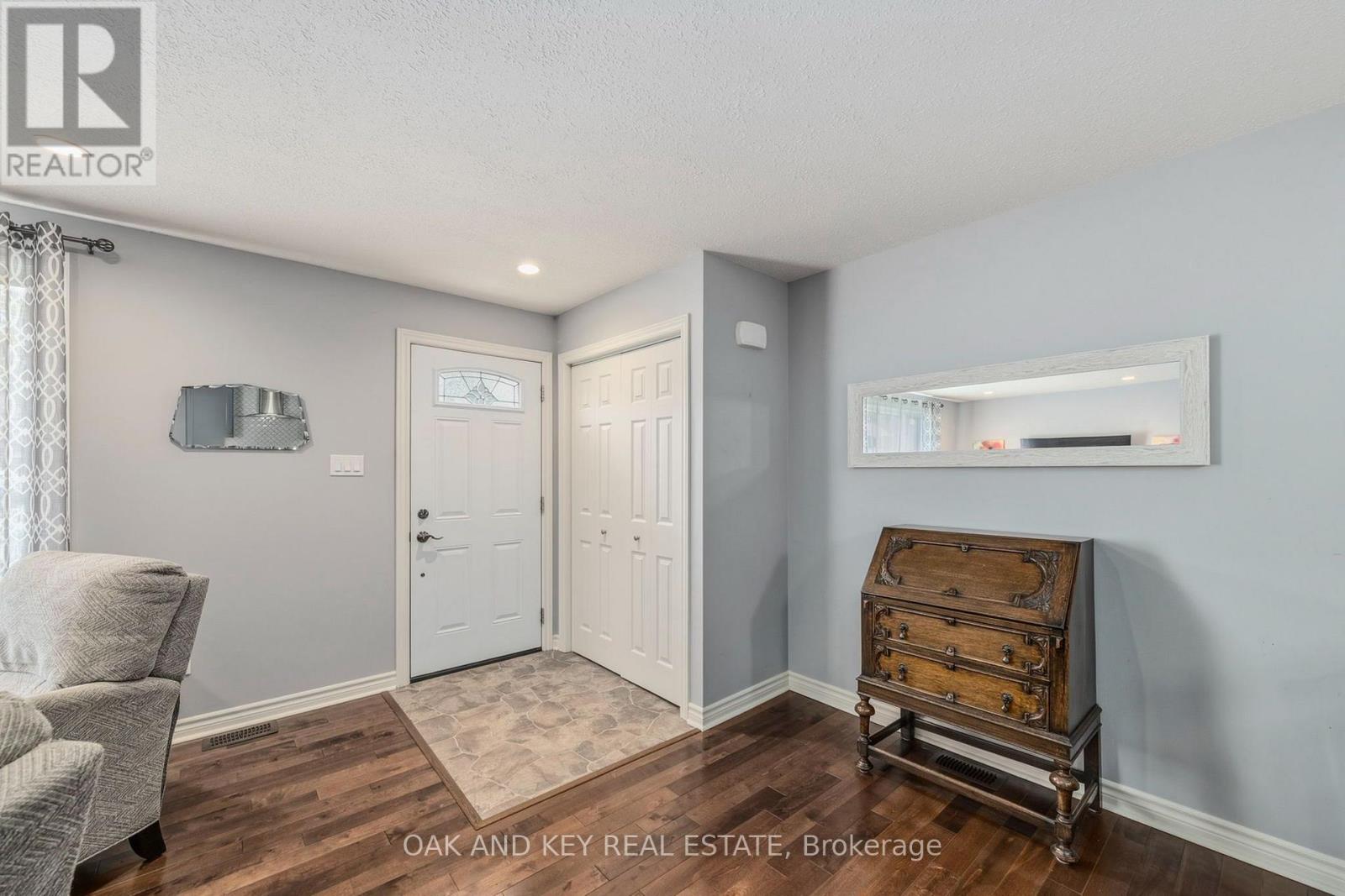 102 CRESCENT AVENUE, Central Elgin (Lynhurst) — photo 4