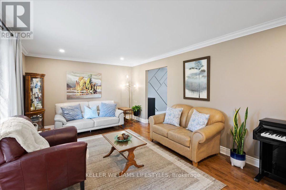 525 FOREST EDGE ROAD, London South (South N) — photo 8