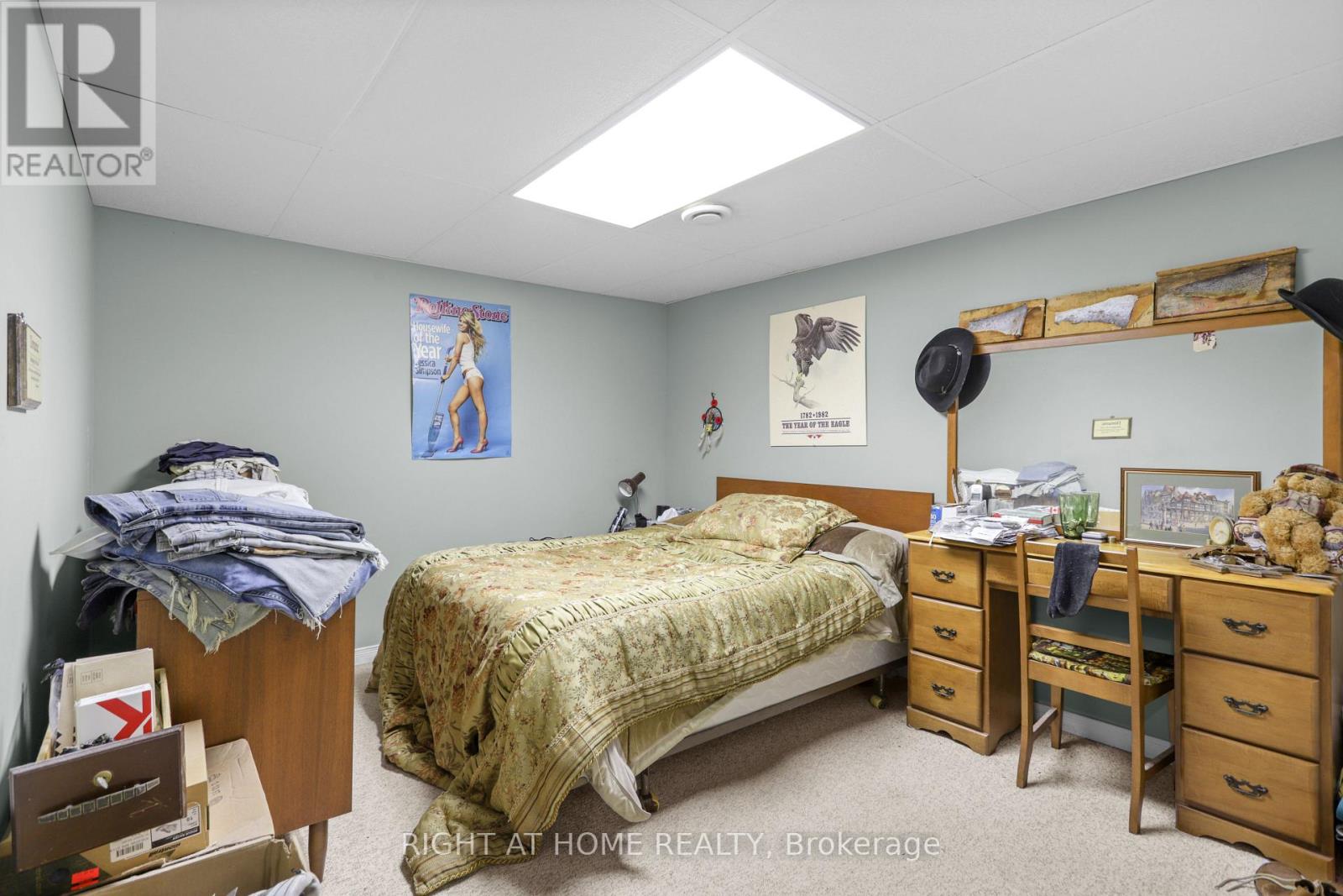 #12 215 NORTH CENTRE ROAD - Image 22
