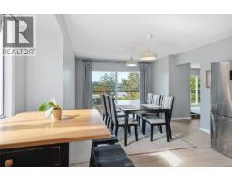 Dining room - 1559 The Bell, Nanoose Bay, BC V9P9B6 Photo 11